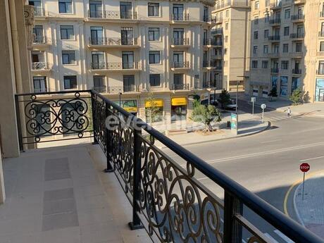 Satılır, yeni tikili, 2 otaqlı, 85 m², Şah İsmayıl Xətai m.