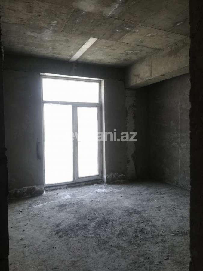 Satılır, yeni tikili, 2 otaqlı, 85 m², Şah İsmayıl Xətai m.