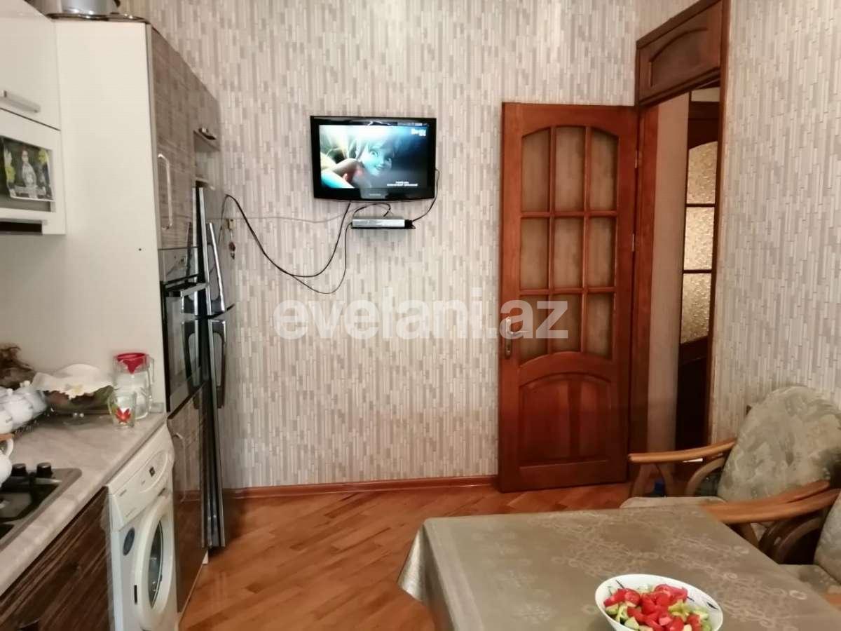 Продаётся, дом / дача, 5-комнаты, 203.7 m², Хырдалан