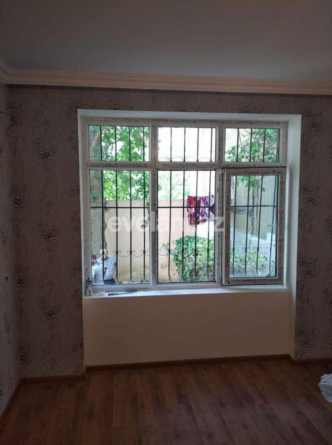 Продаётся, вторичка, 2-комнаты, 48 m², Иншаатчылар m.