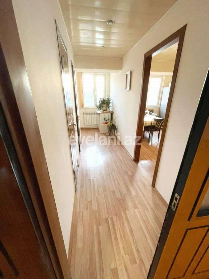 Satılır, köhnə tikili, 3 otaqlı, 100 m², Elmlər Akademiyası m.