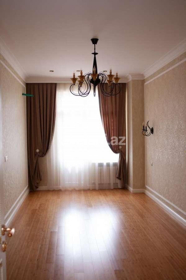 Satılır, yeni tikili, 2 otaqlı, 71 m², İnşaatçılar m.