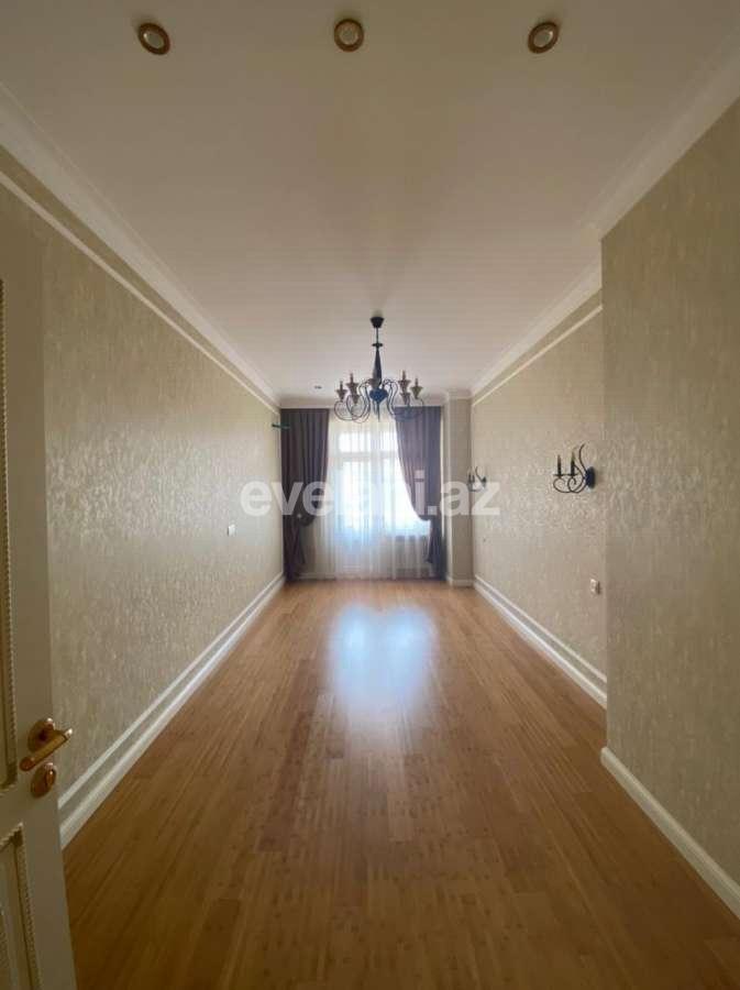 Satılır, yeni tikili, 2 otaqlı, 71 m², İnşaatçılar m.