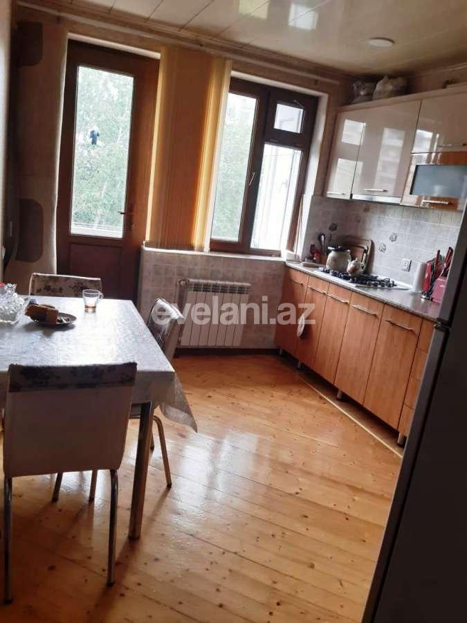 Satılır, köhnə tikili, 2 otaqlı, 60 m², Bakı, Xətai r, Əhmədli q, Həzi Aslanov m.