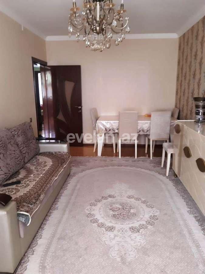 Satılır, köhnə tikili, 2 otaqlı, 60 m², Bakı, Xətai r, Əhmədli q, Həzi Aslanov m.