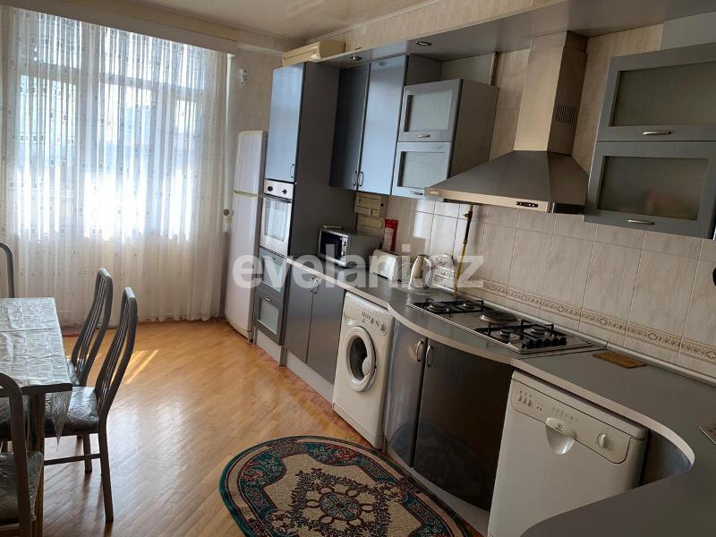 Rent, new building, 4 room, 200 m², Baku, Yasamal r.