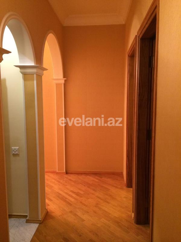 Rent, new building, 4 room, 200 m², Baku, Yasamal r.