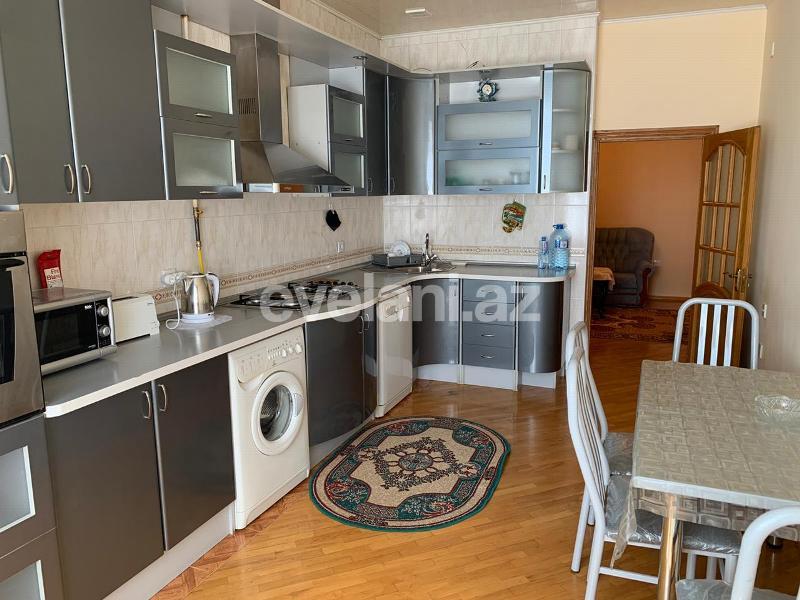 Rent, new building, 4 room, 200 m², Baku, Yasamal r.