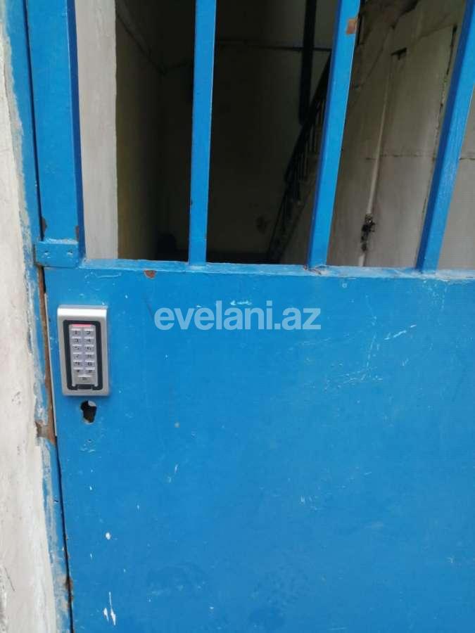 Sale, old building, 4 room, 120 m², Sahil m.