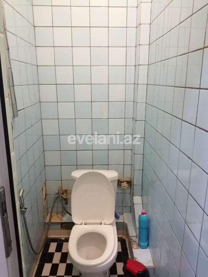 Sale, old building, 4 room, 120 m², Sahil m.