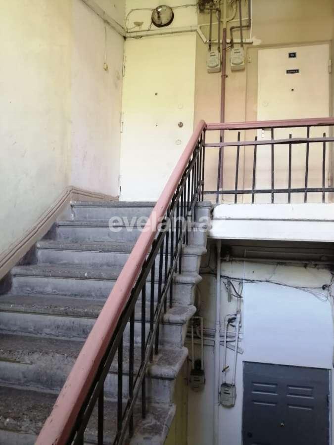 Sale, old building, 4 room, 120 m², Sahil m.