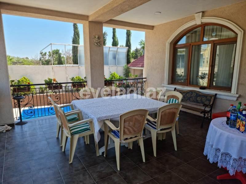 Kirayə verilir, həyət evi / bağ, 7 otaqlı, 500 m², Pirşağı q.