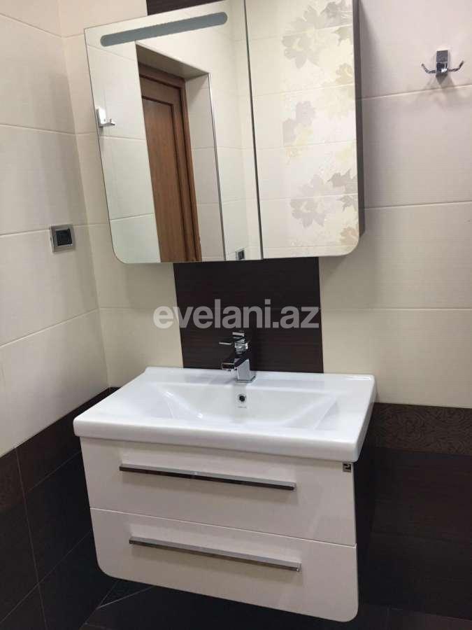 Продаётся, дом / дача, 8-комнаты, 200 m², 20 январь m.