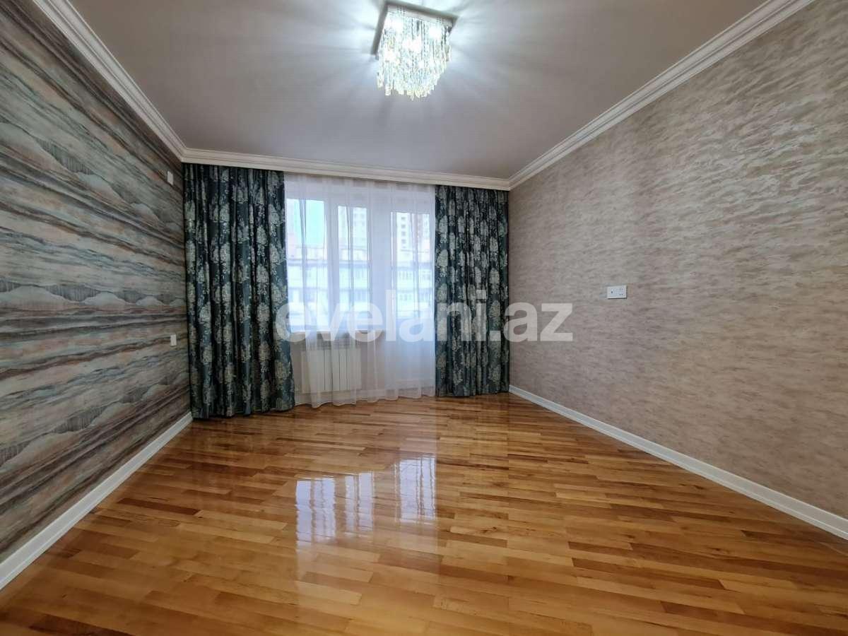 Продаётся, вторичка, 3-комнаты, 55 m², Элмляр Академиясы m.