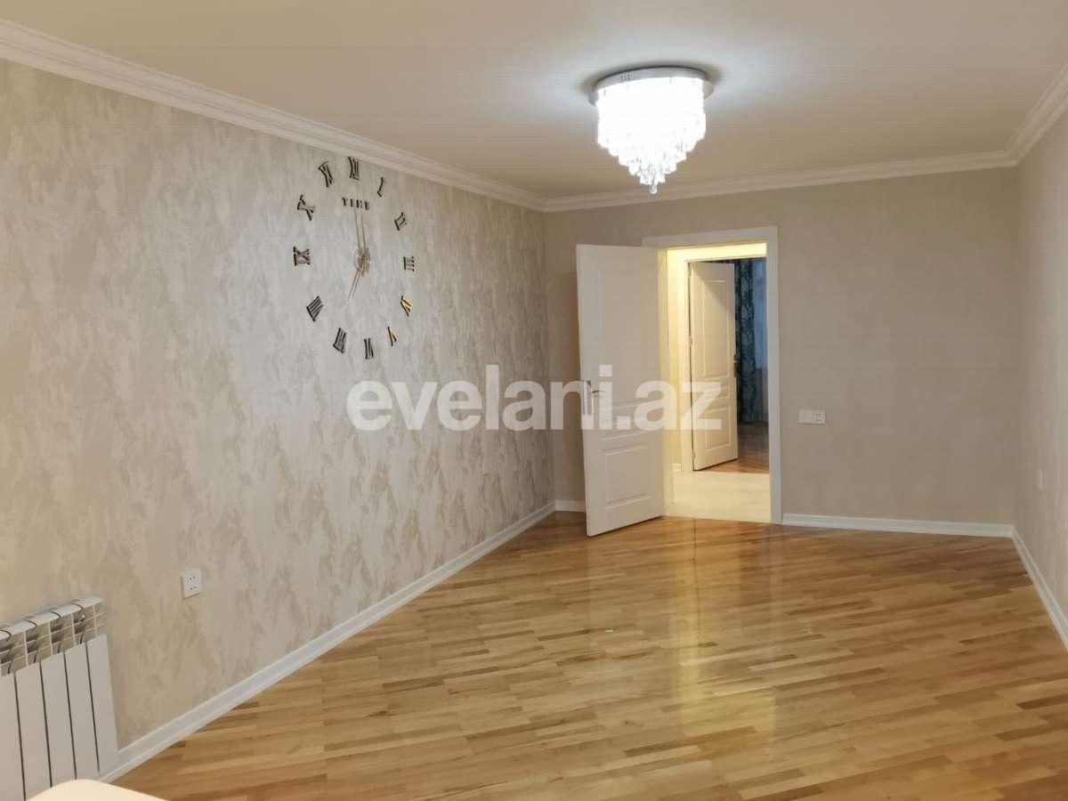 Продаётся, вторичка, 3-комнаты, 55 m², Элмляр Академиясы m.