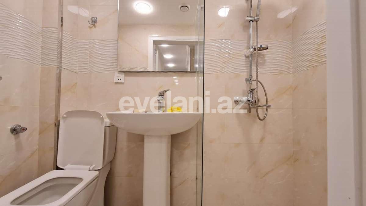 Продаётся, вторичка, 3-комнаты, 55 m², Элмляр Академиясы m.