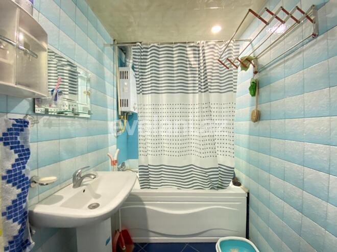 Продаётся, вторичка, 3-комнаты, 90 m², Элмляр Академиясы m.