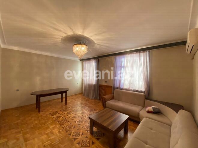 Продаётся, вторичка, 3-комнаты, 90 m², Элмляр Академиясы m.