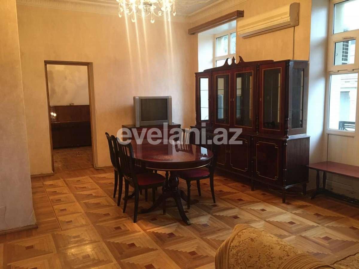 Sale, old building, 4 room, 100 m², Baku, Sabail r, Icheri Sheher m.
