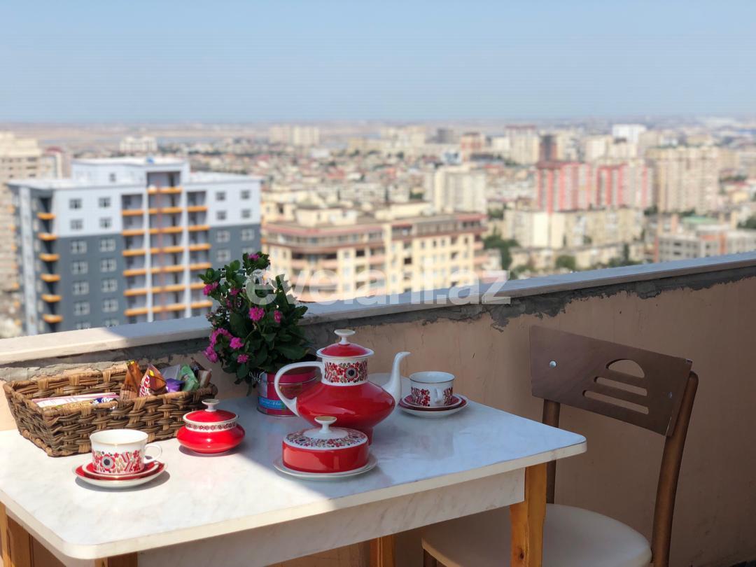 Satılır, yeni tikili, 3 otaqlı, 125 m², Memar Əcəmi m.