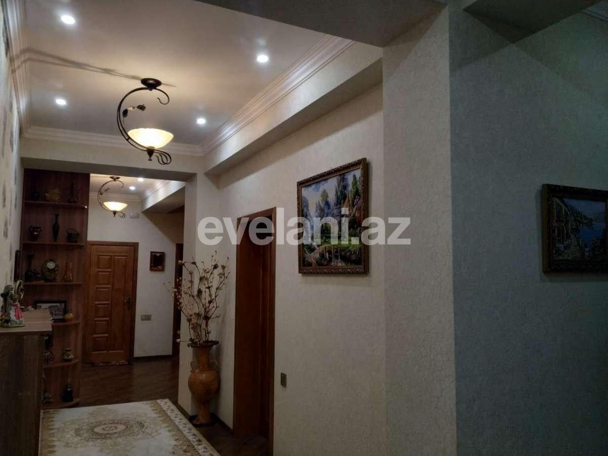 Satılır, yeni tikili, 3 otaqlı, 130 m², Azadlıq prospekti m.