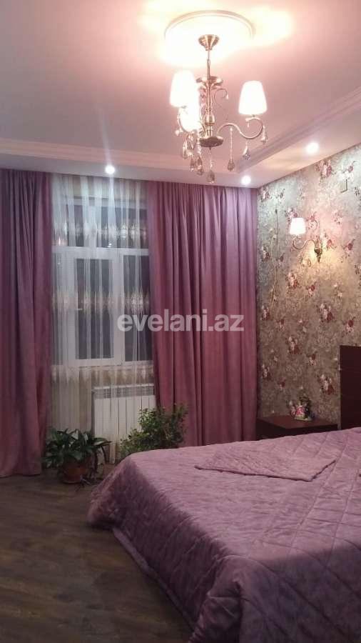 Satılır, yeni tikili, 3 otaqlı, 130 m², Azadlıq prospekti m.