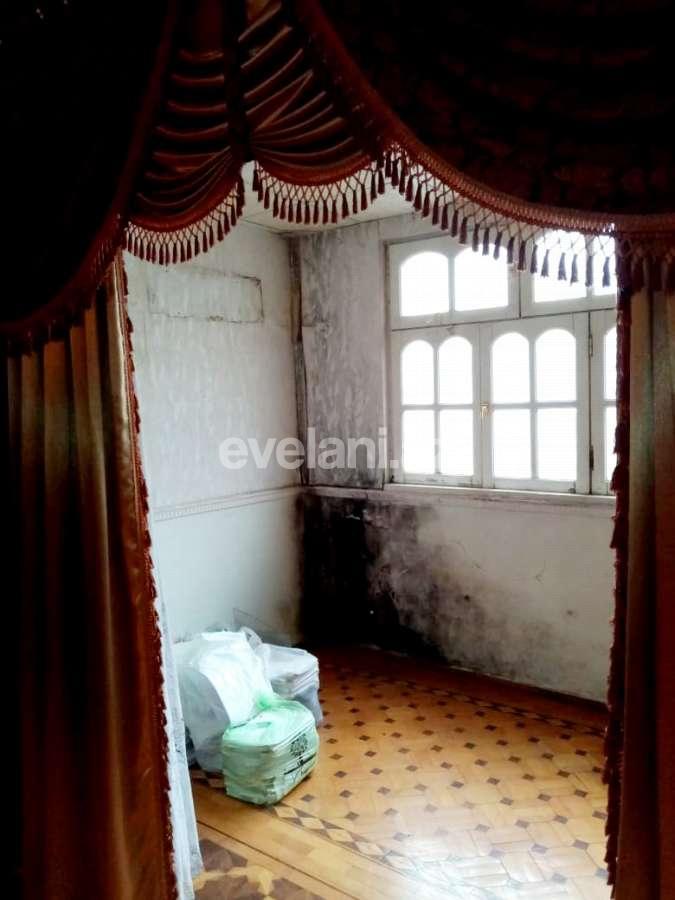 Sale, old building, 3 room, 80 m², Baku, Yasamal r, Yasamal d, Elmlar Akademiyası m.