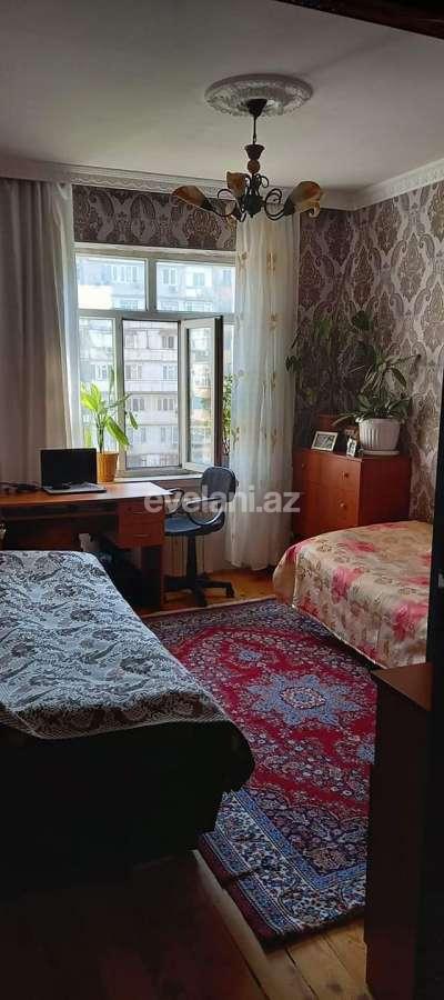 Sale, old building, 3 room, 80 m², Elmlar Akademiyası m.