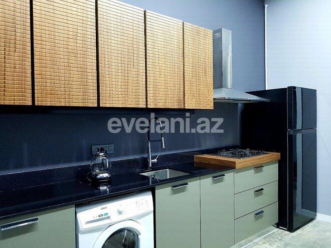 Satılır, köhnə tikili, 3 otaqlı, 100 m², Bakı, Nəsimi r.