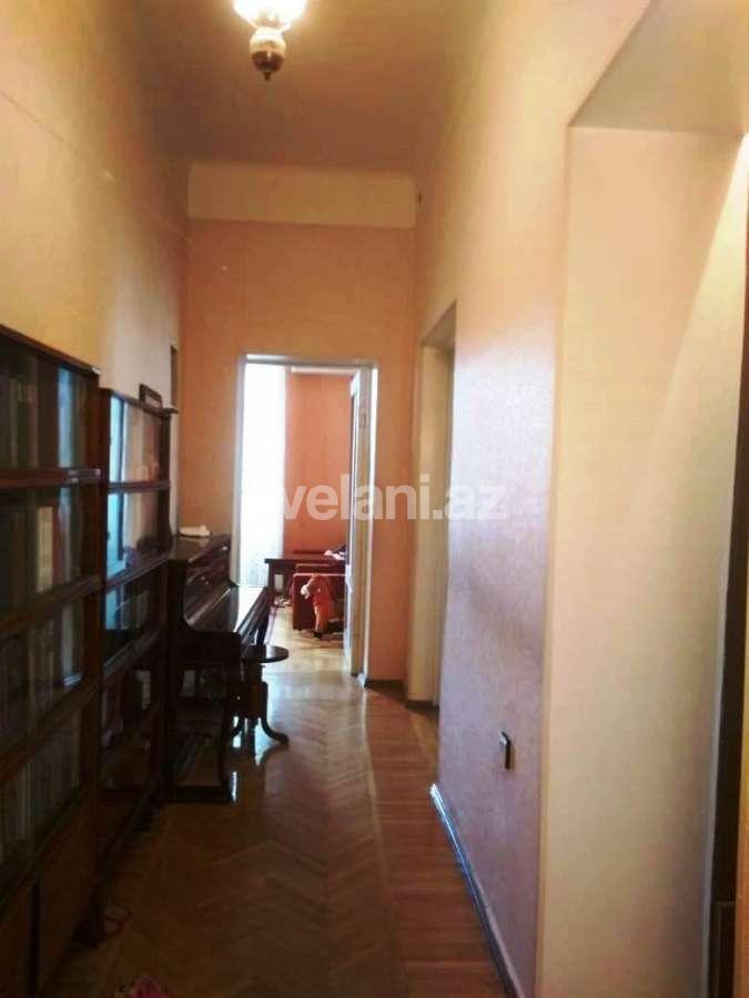 Sale, old building, 3 room, 80 m², Elmlar Akademiyası m.