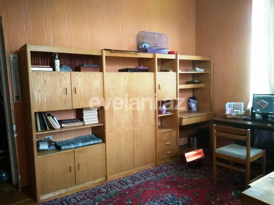Sale, old building, 3 room, 80 m², Elmlar Akademiyası m.