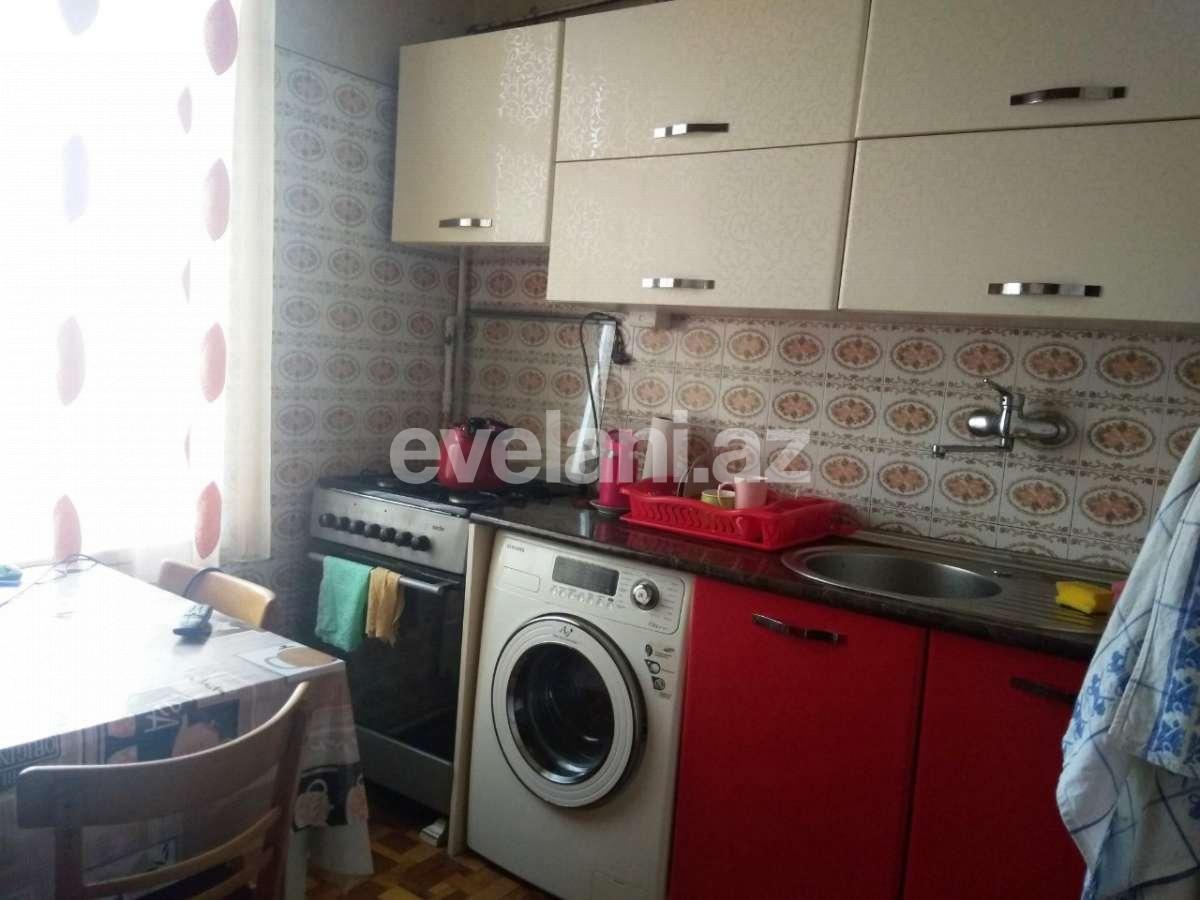 Sale, old building, 3 room, 80 m², Elmlar Akademiyası m.