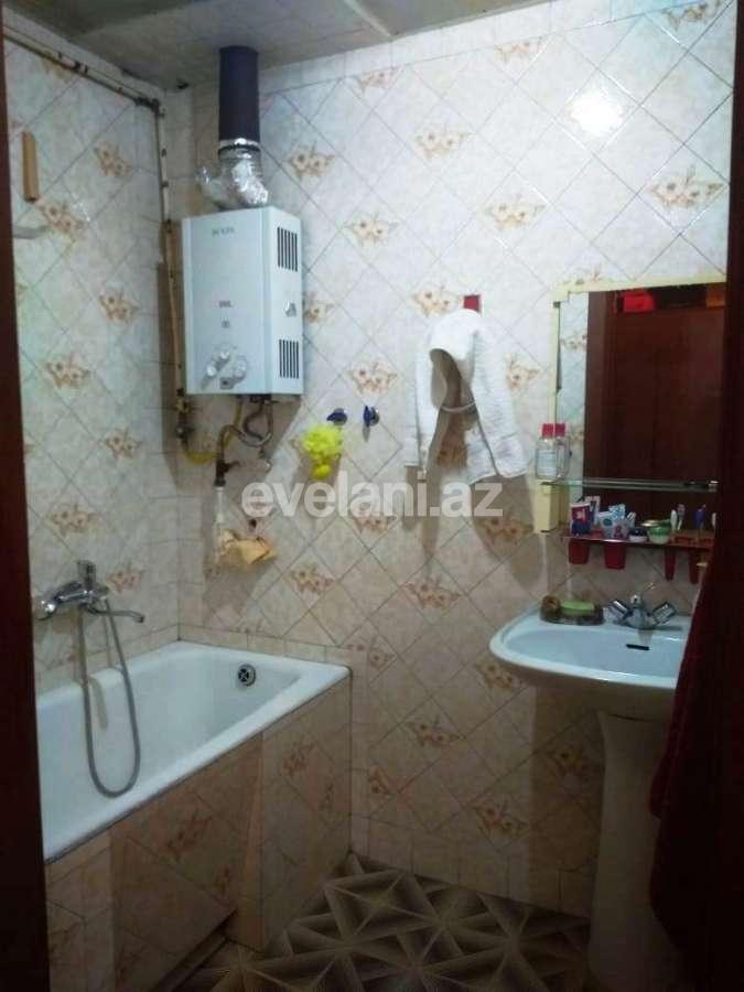 Sale, old building, 3 room, 80 m², Elmlar Akademiyası m.