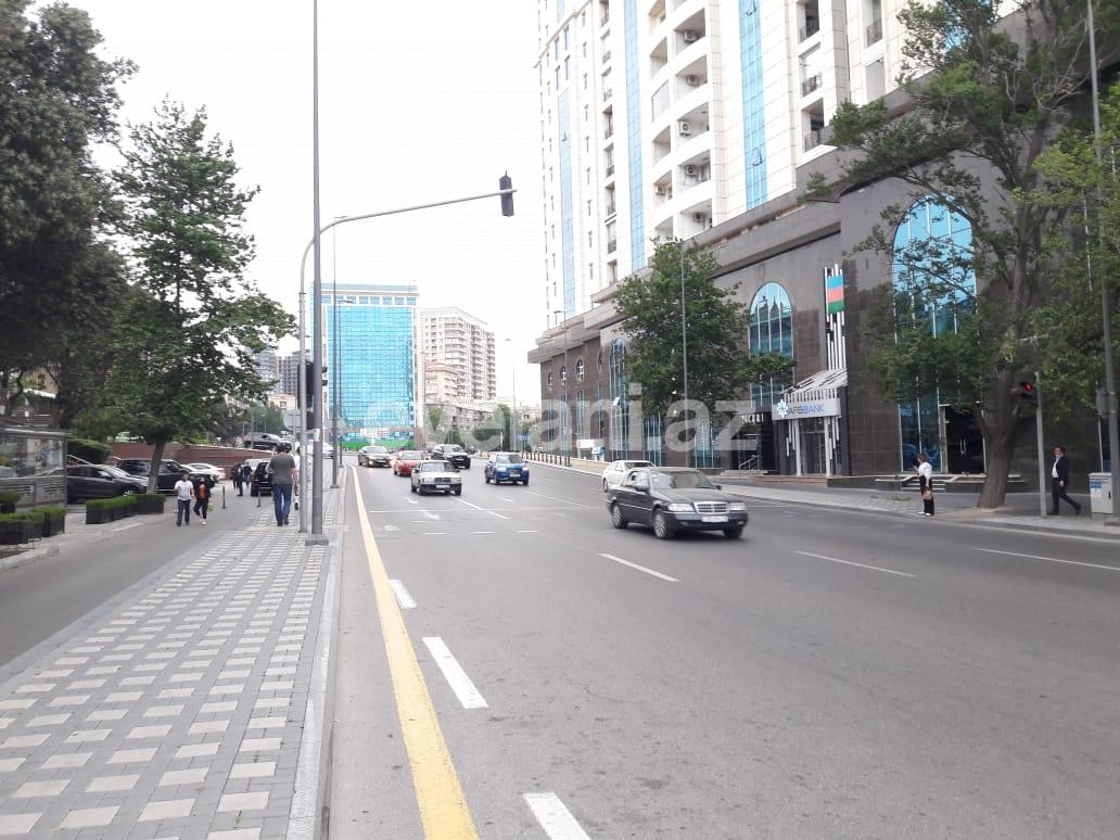 Satılır, köhnə tikili, 3 otaqlı, 80 m², Yasamal r.