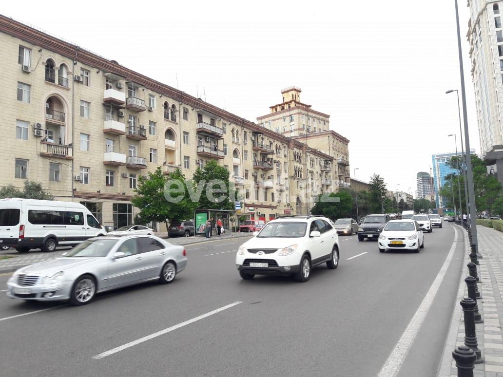 Продаётся, вторичка, 5-комнаты, 130 m², Ясамальский r.