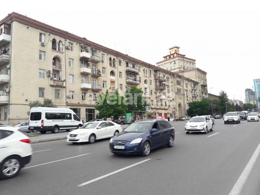 Продаётся, вторичка, 5-комнаты, 130 m², Ясамальский r.