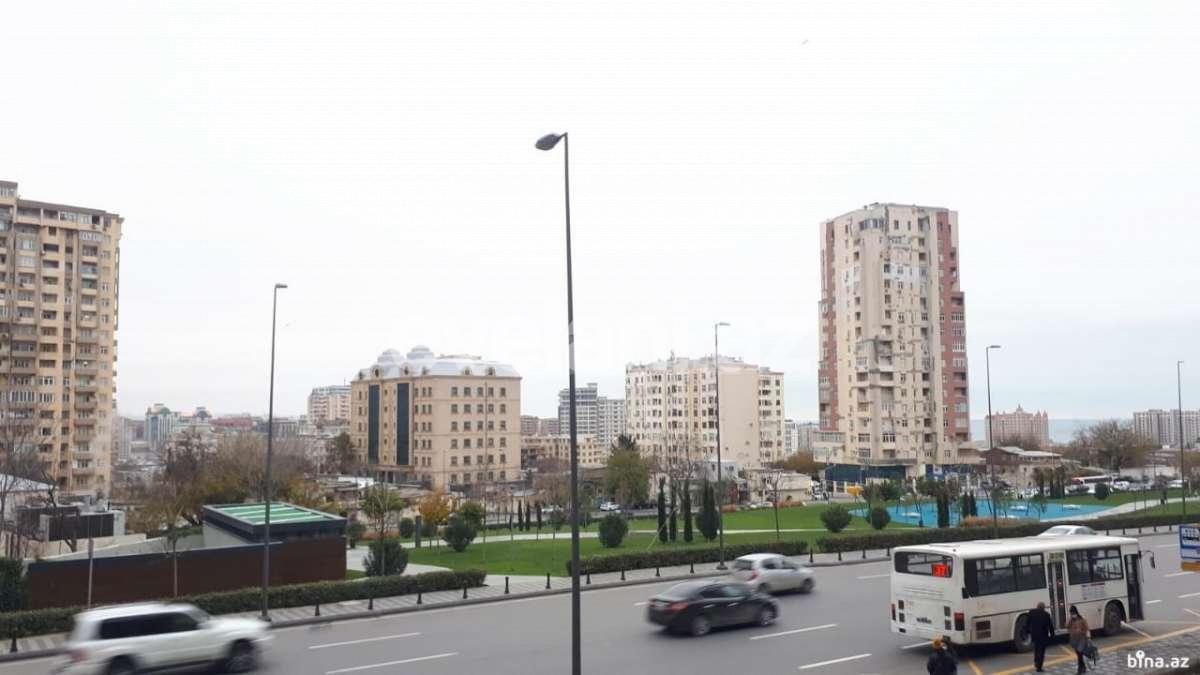 Satılır, köhnə tikili, 2 otaqlı, 60 m², Bakı, Yasamal r.