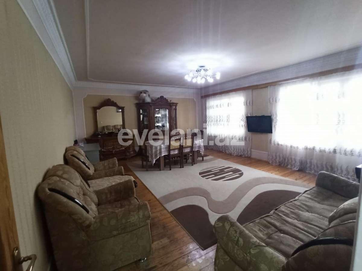 Satılır, köhnə tikili, 4 otaqlı, 83 m², Bakı, Sabunçu r, Bakıxanov q, Neftçilər m.