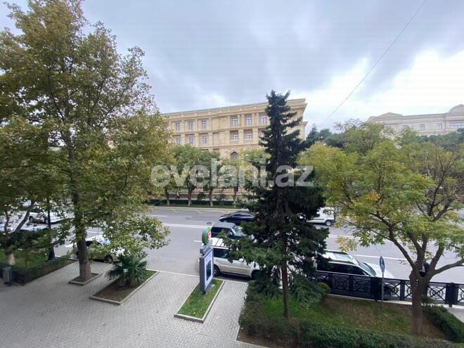 Продаётся, вторичка, 5-комнаты, 160 m², Баку, Ясамальский r.