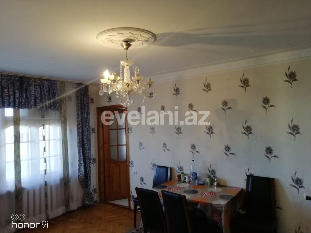 Rent, old building, 3 room, 90 m², Shah Ismail Khatai m.