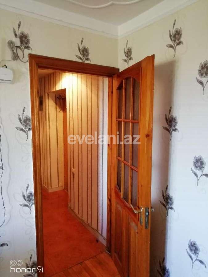 Rent, old building, 3 room, 90 m², Shah Ismail Khatai m.