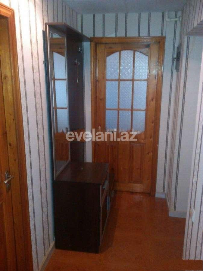 Rent, old building, 3 room, 90 m², Shah Ismail Khatai m.