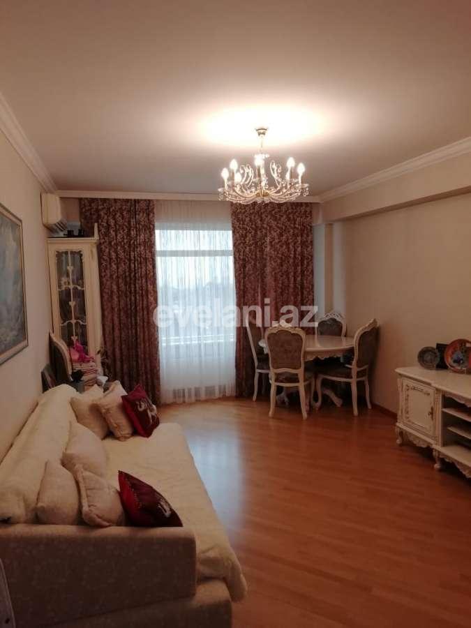 Satılır, köhnə tikili, 3 otaqlı, 65 m², 28 may m.