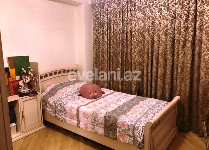 Satılır, köhnə tikili, 3 otaqlı, 65 m², 28 may m.