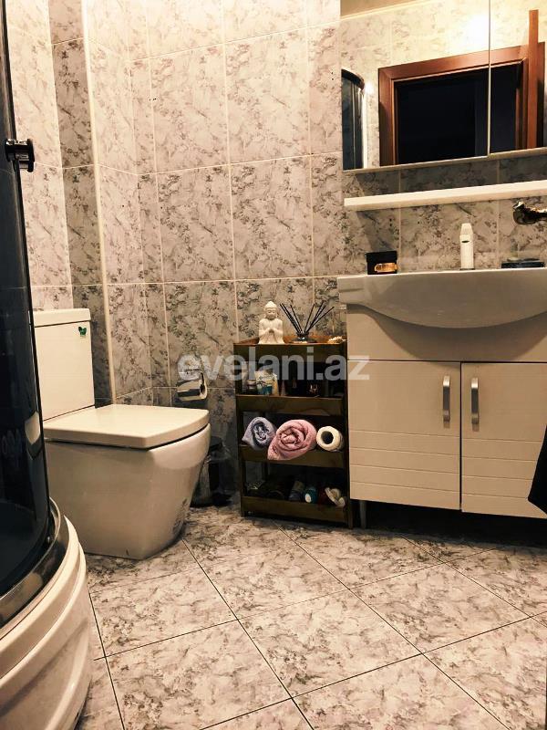 Satılır, köhnə tikili, 3 otaqlı, 65 m², 28 may m.