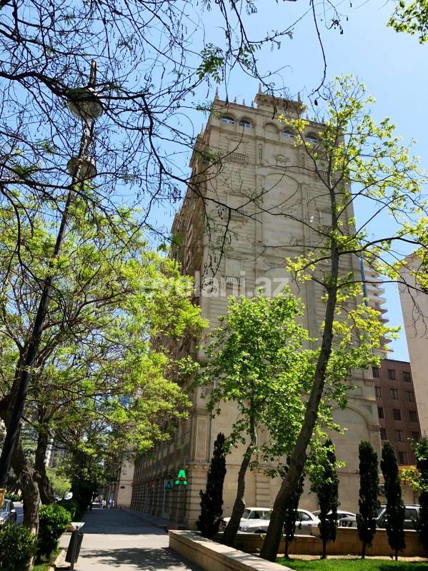 Satılır, köhnə tikili, 3 otaqlı, 65 m², 28 may m.