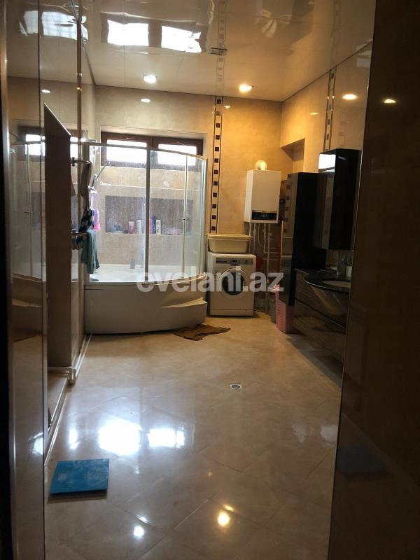 Satılır, köhnə tikili, 4 otaqlı, 150 m², Elmlər Akademiyası m.