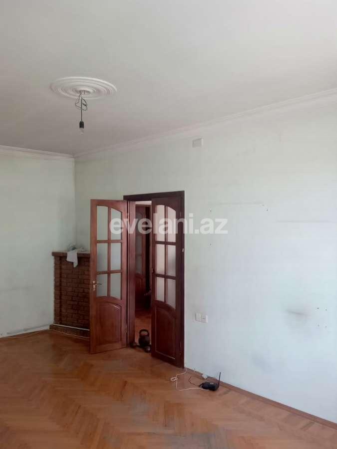 Satılır, köhnə tikili, 2 otaqlı, 66 m², Bakı, Səbail r, İçəri Şəhər m.