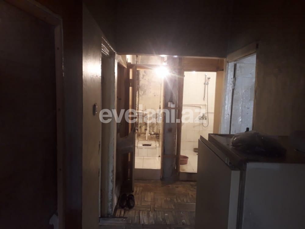 Satılır, köhnə tikili, 2 otaqlı, 50 m², Azadlıq prospekti m.