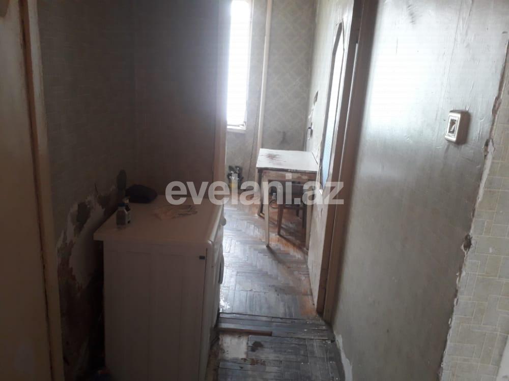 Satılır, köhnə tikili, 2 otaqlı, 50 m², Azadlıq prospekti m.